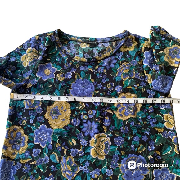 Ann Taylor Black Colorful Floral Print Short Sleeve Blouse Women’s Size Small - Picture 2 of 8